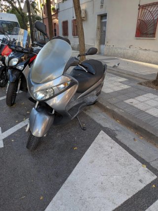 Suzuki Maxi Scooter Plata
