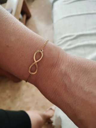 Pulsera infinito dorada