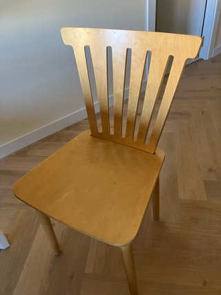Silla de madera IKEA