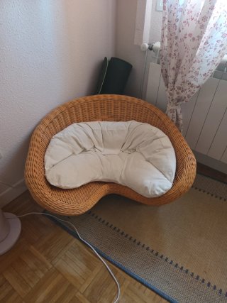 Sillón Japonés de mimbre.