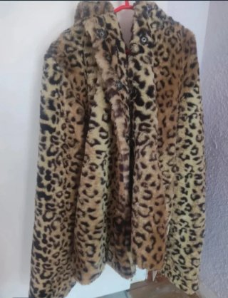 Abrigo pelo animal print