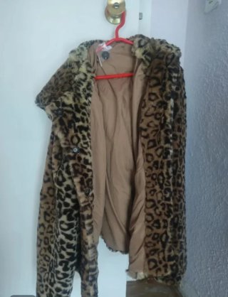 Abrigo pelo animal print