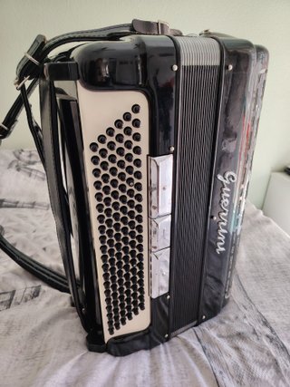 Acordeon Guerrini 120 bajos, 41 teclas buen estado