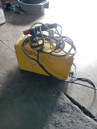 Máquina de soldar por electrodo