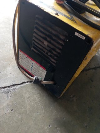 Máquina de soldar por electrodo
