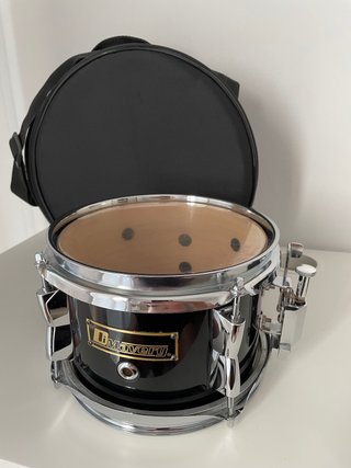 Micro caja Dimavery 8” con estuche