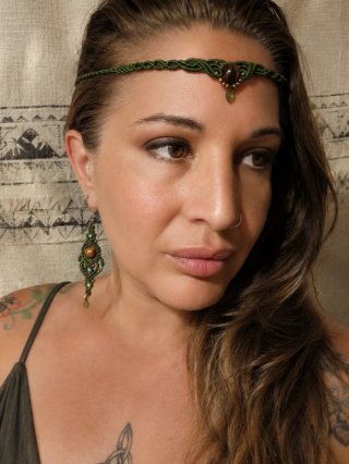 Conjunto en macramé pendientes y collar/tiara
