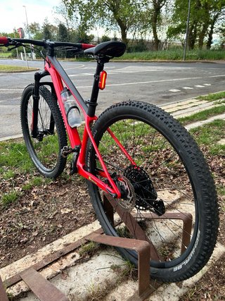 Bicicleta Scott Scale 940 Roja