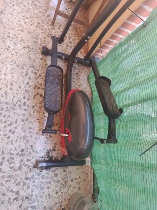 Bicicleta Spinning,  elíptica y banco abdominales