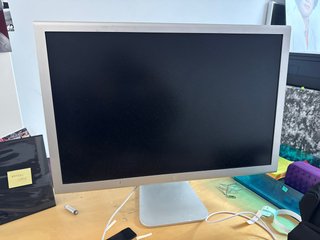 Apple Cinema Display Monitor