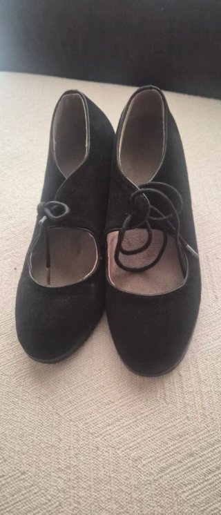 Zapatos de flamenco negros