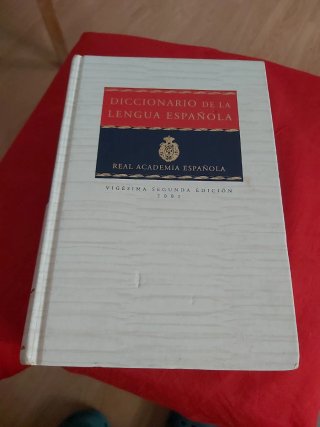 Diccionario de la Lengua Española RAE 2001