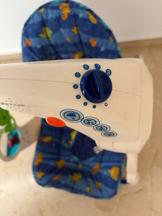 Hamaca para bebé Fisher-Price con música