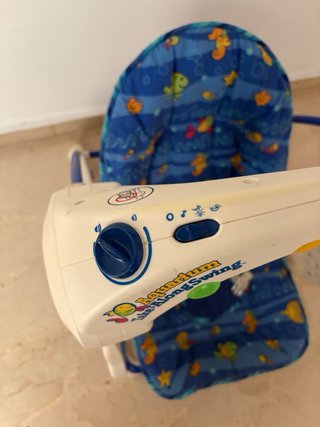 Hamaca para bebé Fisher-Price con música