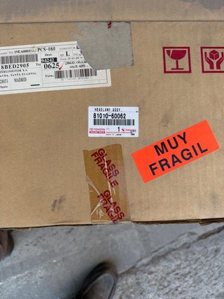 Faro delantero derecho Toyota
