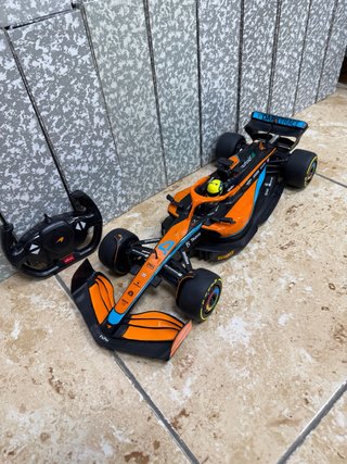 Coche RC Lando Norris McLaren