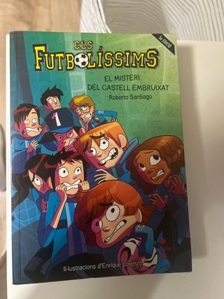 Els Futbolíssims 6: El misteri del castell embr...