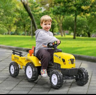 Tractor infantil amarillo con remolque