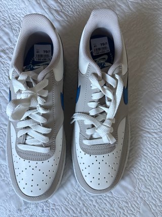 Zapatillas Nike Blancas y Azules Talla 41