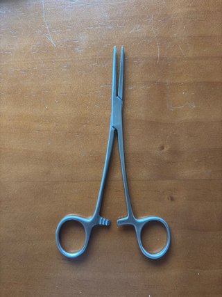 Pinza Mosquito para Prótesis Dental u odontologia