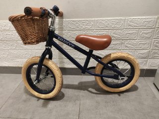 Bicicleta sin pedales Banwood azul marino