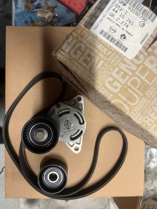 Kit Correa Poli V para Opel Vivaro, Movano y Trafi