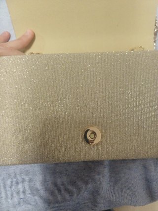 Borsetta a tracolla elegante dorata