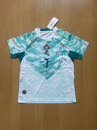 Camisola e calções Portugal Ronaldo #7 T26 12 anos