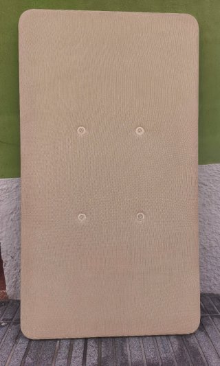 Base Tapizada 105x190 con Patas
