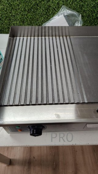 Plancha Eléctrica, 3200 W, Control de Temperatura Ajustable 50 a 300 °C