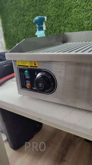 Plancha Eléctrica, 3200 W, Control de Temperatura Ajustable 50 a 300 °C