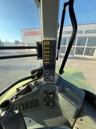 Tractor CLAAS ARION 640 CMATIC
