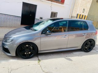 Volkswagen Golf R20 2011