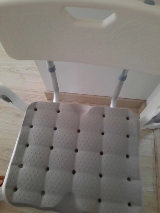 Silla de ducha con respaldo y reposabrazos