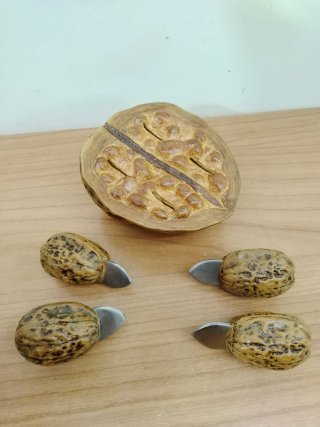 Set de Cascanueces en Forma de Nuez