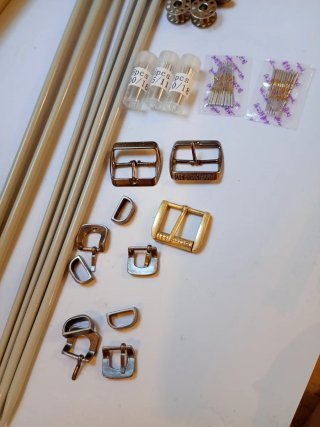 Set accessori per cucito e maglia