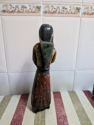 Figura antigua de madera - Diosa