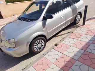 KIA Carens 2005