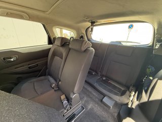 Nissan Qashqai+2 2010
