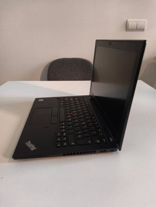 Lenovo ThinkPad X280 + Funda