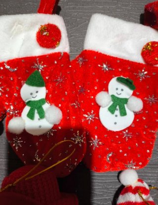 Adornos Navideños Muñecos de Nieve y Calcetines