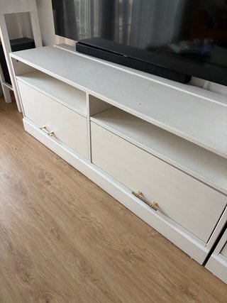 Conjunto Vitrina y Mueble TV IKEA Havsta