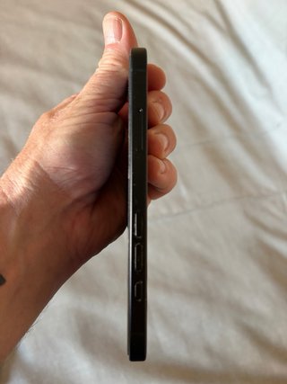 iPhone 16 128GB Negro