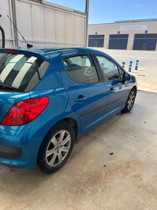 Peugeot 207 2009