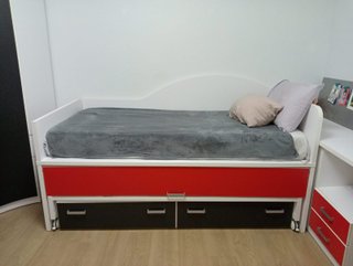 Cama Nido Roja y Blanca