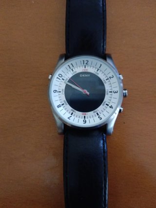 Reloj DKNY Hombre Negro y Plateado