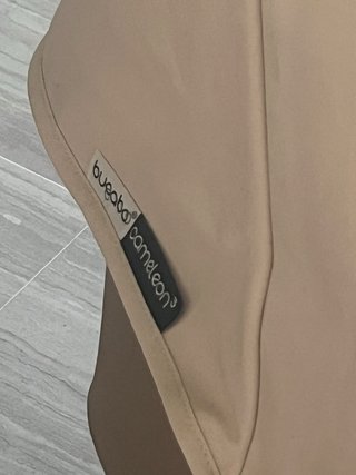 Un capazo de bugaboo camaleon 3 beige muy cuidado