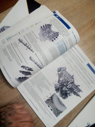 4 Libri Novità Tecniche Magneti Marelli