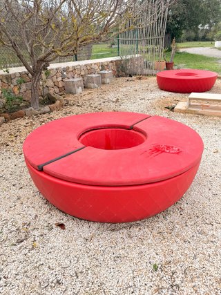 2 Bancos de Jardín Circulares Rojos