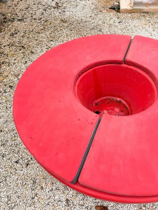 2 Bancos de Jardín Circulares Rojos